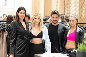 image 11 Alo Yoga Mexico: A Complete Guide to Style, Comfort, and Wellness