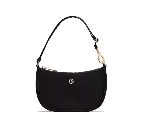 image 20 Lululemon Shoulder Bag: The Perfect Travel Companion