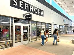 image 60 Tanger Outlet: Your Ultimate Guide to Smart Shopping and Big Savings